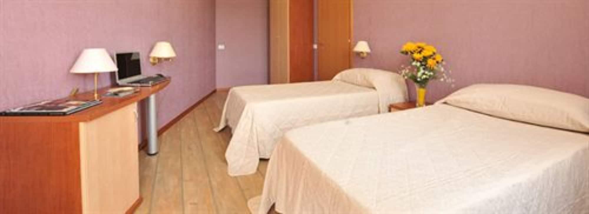 Hotel Centro Turistico Gardesano Bussolengo Luaran gambar